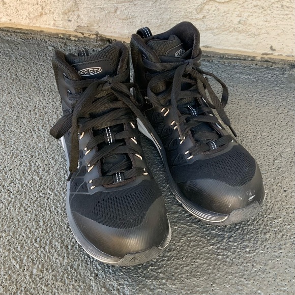 Keen Women's 5.5 Vista Energy Mid Carbon Fiber Toe EH Slip Resistant Work Boot - Picture 4 of 15